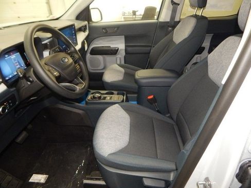 New 2025 Ford Maverick XLT image 13