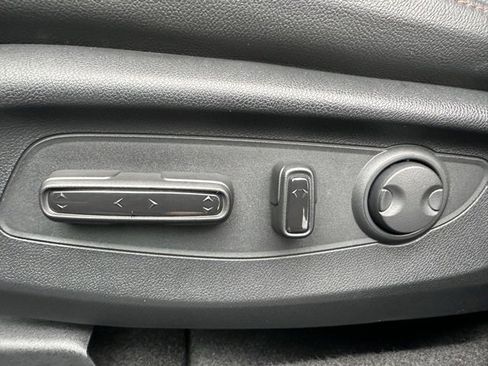 Used 2025 Honda CR-V Sport-L image 18