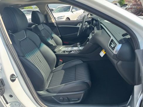Used 2026 Genesis G70 2.5T Prestige AWD/4WD image 31