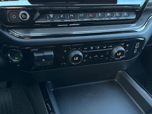 New 2026 Chevrolet Silverado 2500 ZR2 w/ ZR2 Bison Edition AWD/4WD image 20