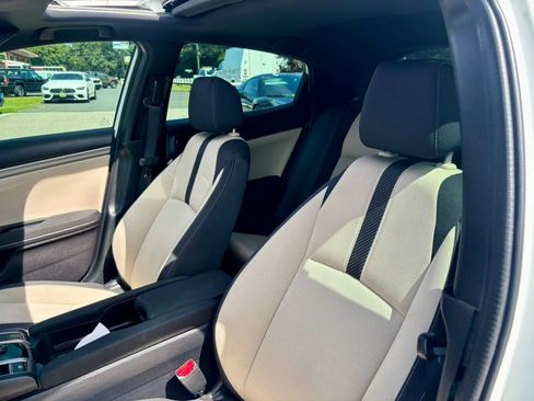 Used 2019 Honda Civic EX image 16