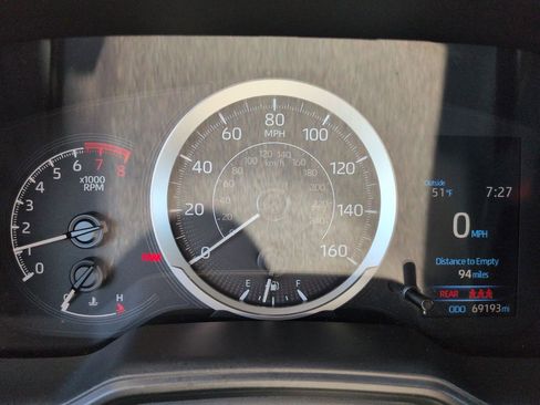 Used 2022 Toyota Corolla LE FWD image 15
