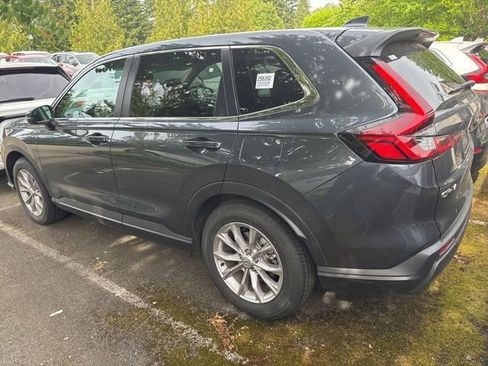 Used 2025 Honda CR-V EX image 3