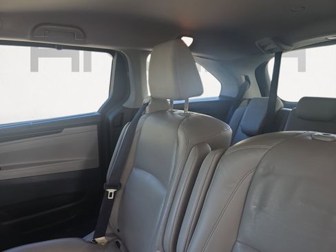 Used 2018 Honda Odyssey EX-L image 22