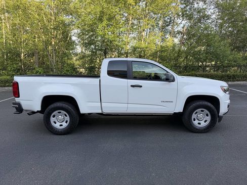 Used 2015 Chevrolet Colorado W/T w/ WT Convenience Package RWD image 4
