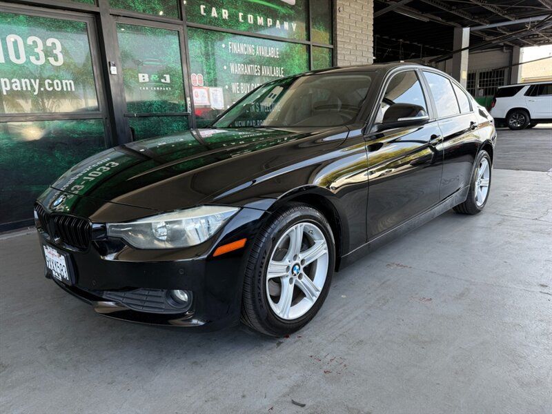 Used 2015 BMW 320i Sedan RWD image 1