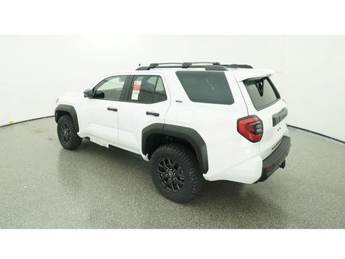 New 2025 Toyota 4Runner SR5 image 5