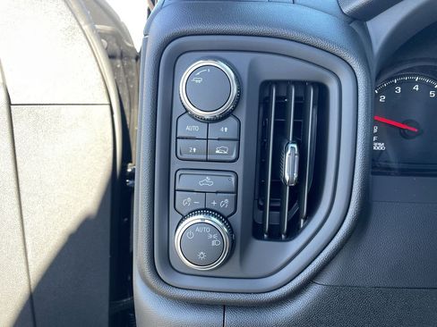 New 2026 GMC Sierra 1500 Pro w/ Pro Value Package image 18