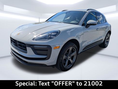 Used 2022 Porsche Macan image 8