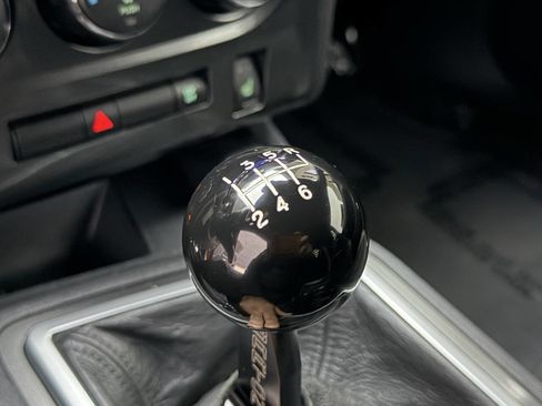 Used 2009 Dodge Challenger SRT8 w/ SRT Option Group II image 28