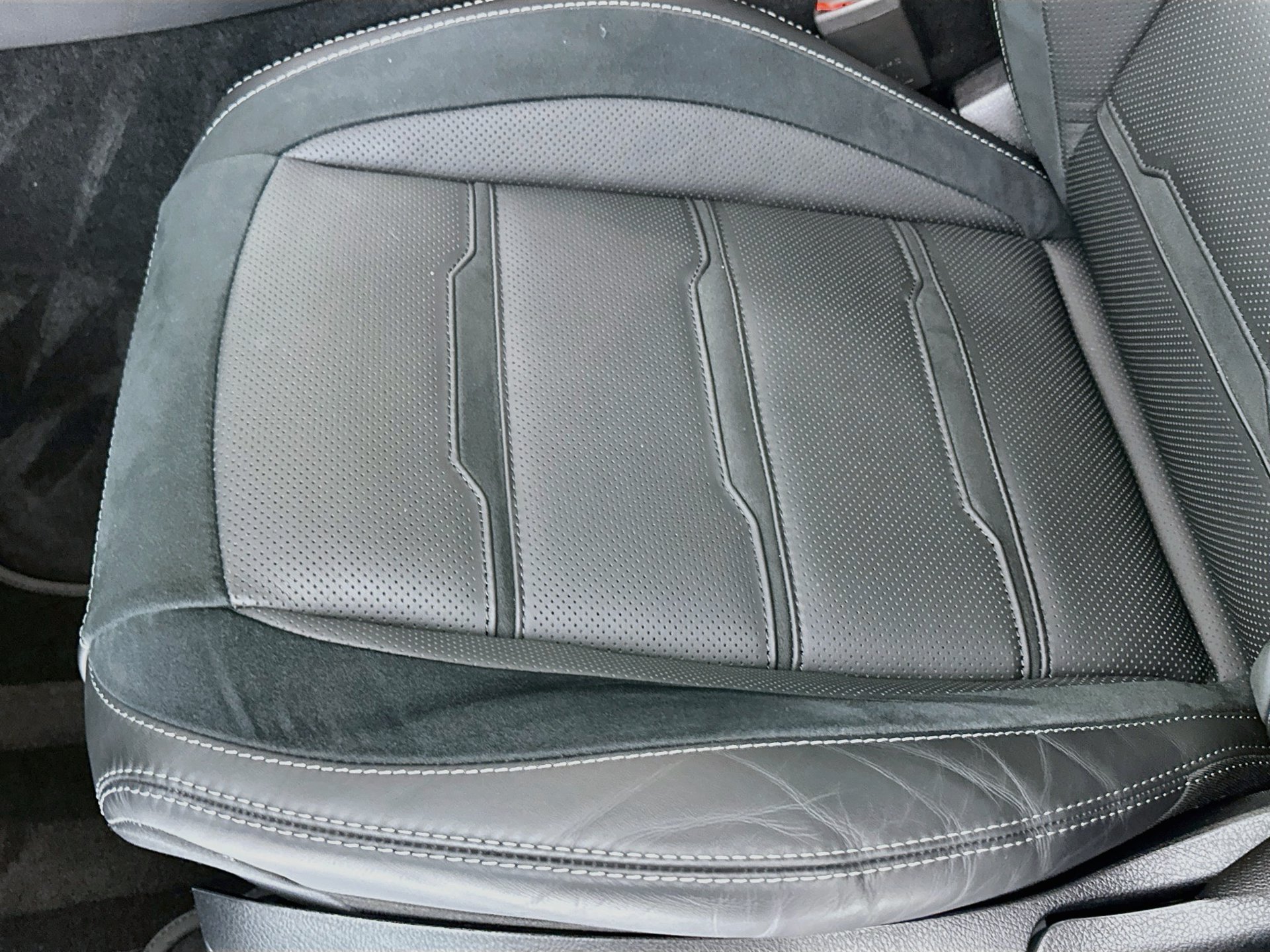 Certified 2026 Mercedes-Benz GLE 53 AMG 4MATIC Coupe image 21