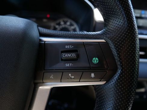Used 2024 Mitsubishi Outlander SE AWD/4WD image 18