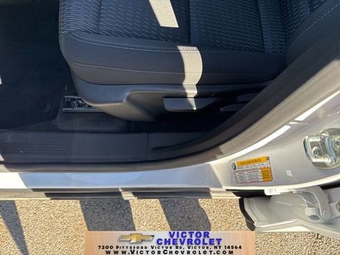 New 2025 Chevrolet Equinox LT image 13