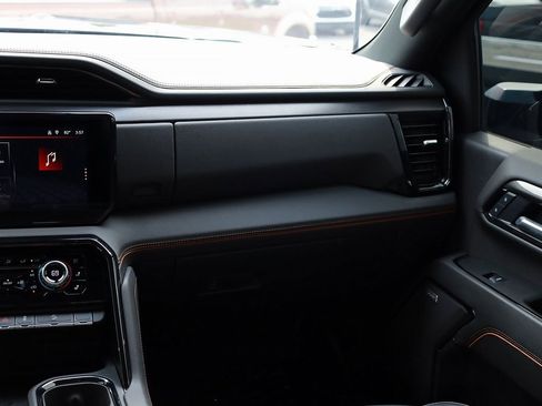 Used 2025 GMC Sierra 3500 AT4 w/ AT4 Premium Plus Package image 23