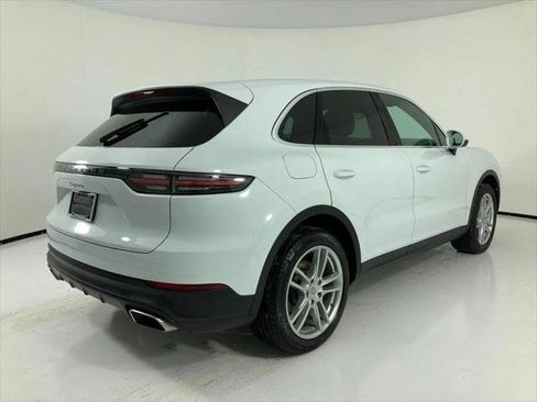 Certified 2023 Porsche Cayenne AWD/4WD image 26