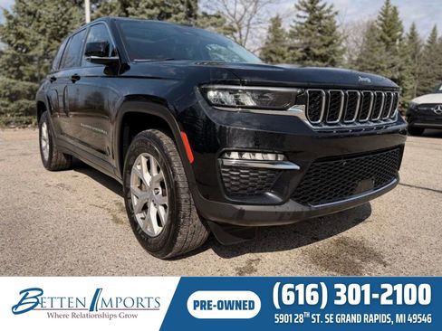 Used 2022 Jeep Grand Cherokee Limited image 1