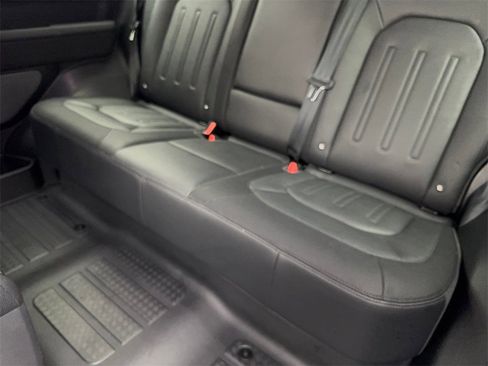 Used 2021 Land Rover Defender 90 X-Dynamic S image 33