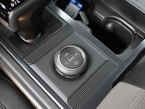 New 2025 GMC Hummer EV 2X image 23