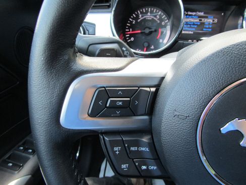 Used 2016 Ford Mustang Premium RWD image 44
