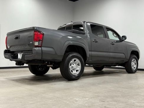 Used 2019 Toyota Tacoma SR image 13