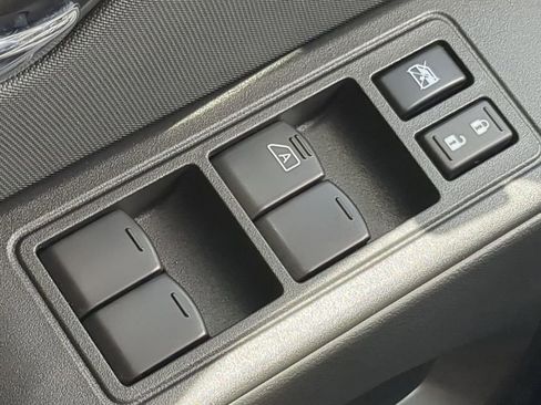 Certified 2024 Nissan Frontier SV w/ SV Convenience Package image 24