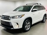 Used 2017 Toyota Highlander Limited Platinum image 3