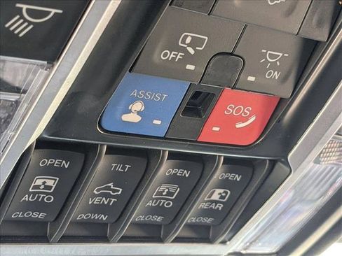 Used 2022 RAM 1500 Limited w/ Trailer Tow Group image 14