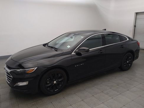 Used 2023 Chevrolet Malibu LT FWD image 2