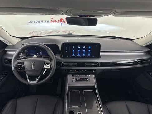 New 2025 Lincoln Aviator Premiere image 9