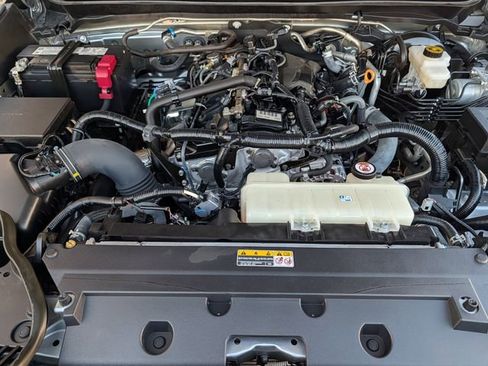 Used 2024 Toyota Tacoma TRD Off-Road image 34