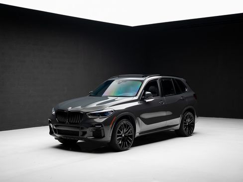 Used 2023 BMW X5 M50i w/ Executive Package AWD/4WD image 4