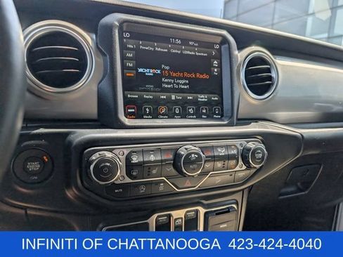 Used 2019 Jeep Wrangler Unlimited Sahara AWD/4WD image 18