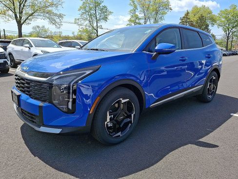 New 2026 Kia Sportage EX FWD image 3