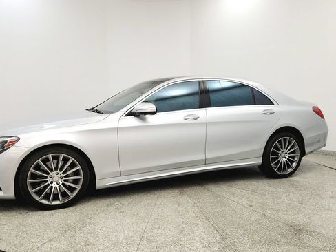 Used 2015 Mercedes-Benz S 550 Sedan image 2