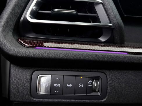 Used 2024 Chevrolet Traverse RS w/ LPO, Floor Liner Package image 10