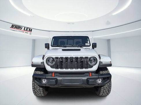 New 2026 Jeep Gladiator Mojave AWD/4WD image 8