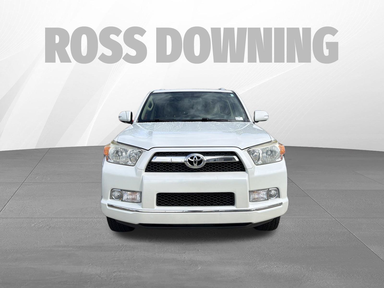 Used 2011 Toyota 4Runner SR5 w/ Premium Pkg w/Leather RWD image 2