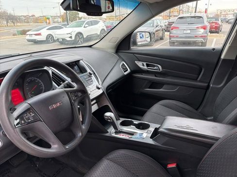Used 2015 GMC Terrain SLE image 12