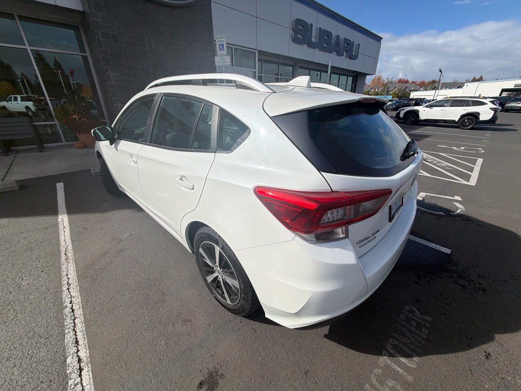 Used 2022 Subaru Impreza 2.0i Premium w/ Popular Package #3 AWD/4WD image 5