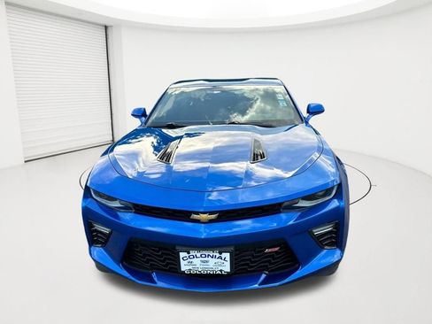Used 2018 Chevrolet Camaro SS RWD image 2