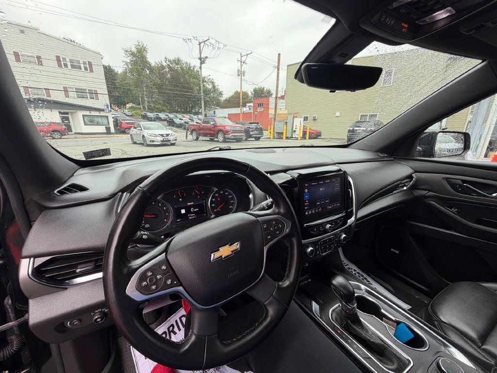 Used 2023 Chevrolet Traverse LT w/ LT Premium Package AWD/4WD image 22