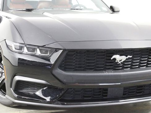 Used 2024 Ford Mustang Premium image 39