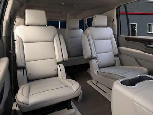 New 2026 GMC Yukon XL Denali w/ Sun & Power Step Package AWD/4WD image 41