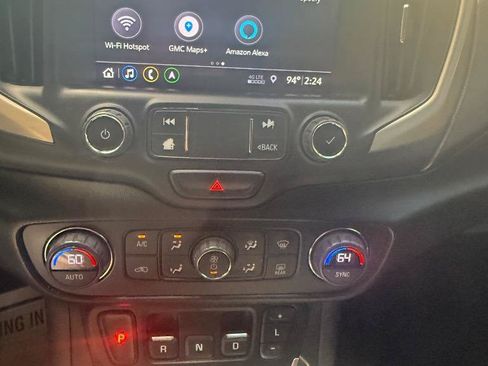 Used 2019 GMC Terrain Denali w/ Advanced Safety Package FWD image 6