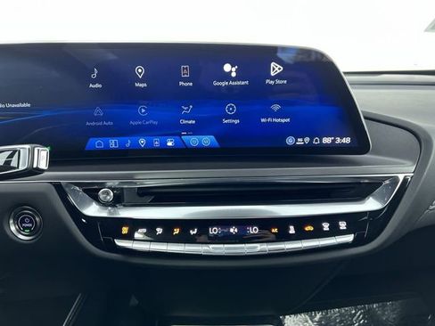 Certified 2024 Cadillac Lyriq Tech image 13