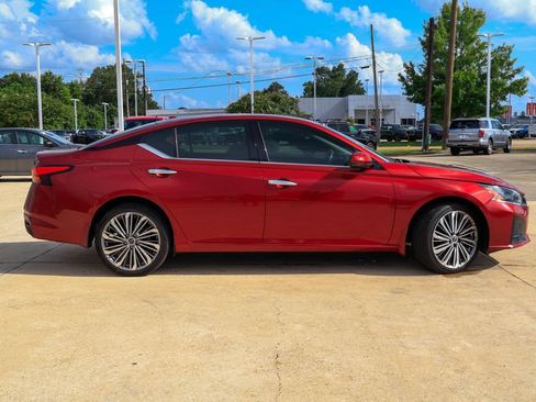 Used 2023 Nissan Altima 2.5 SL AWD/4WD image 22