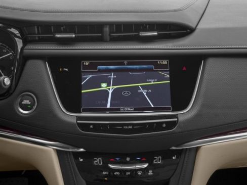 Used 2018 Cadillac XT5 Luxury w/ Driver Awareness Package image 20