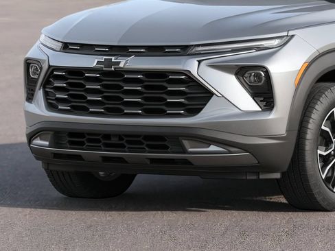 New 2026 Chevrolet TrailBlazer LT w/ Midnight Edition FWD image 4