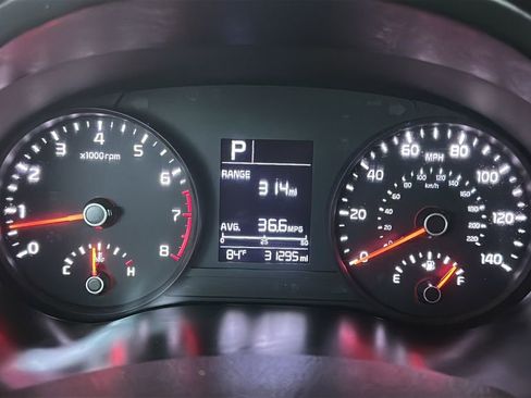 Used 2022 Kia Rio S FWD image 2
