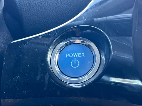 Certified 2021 Toyota Prius XLE AWD/4WD image 23